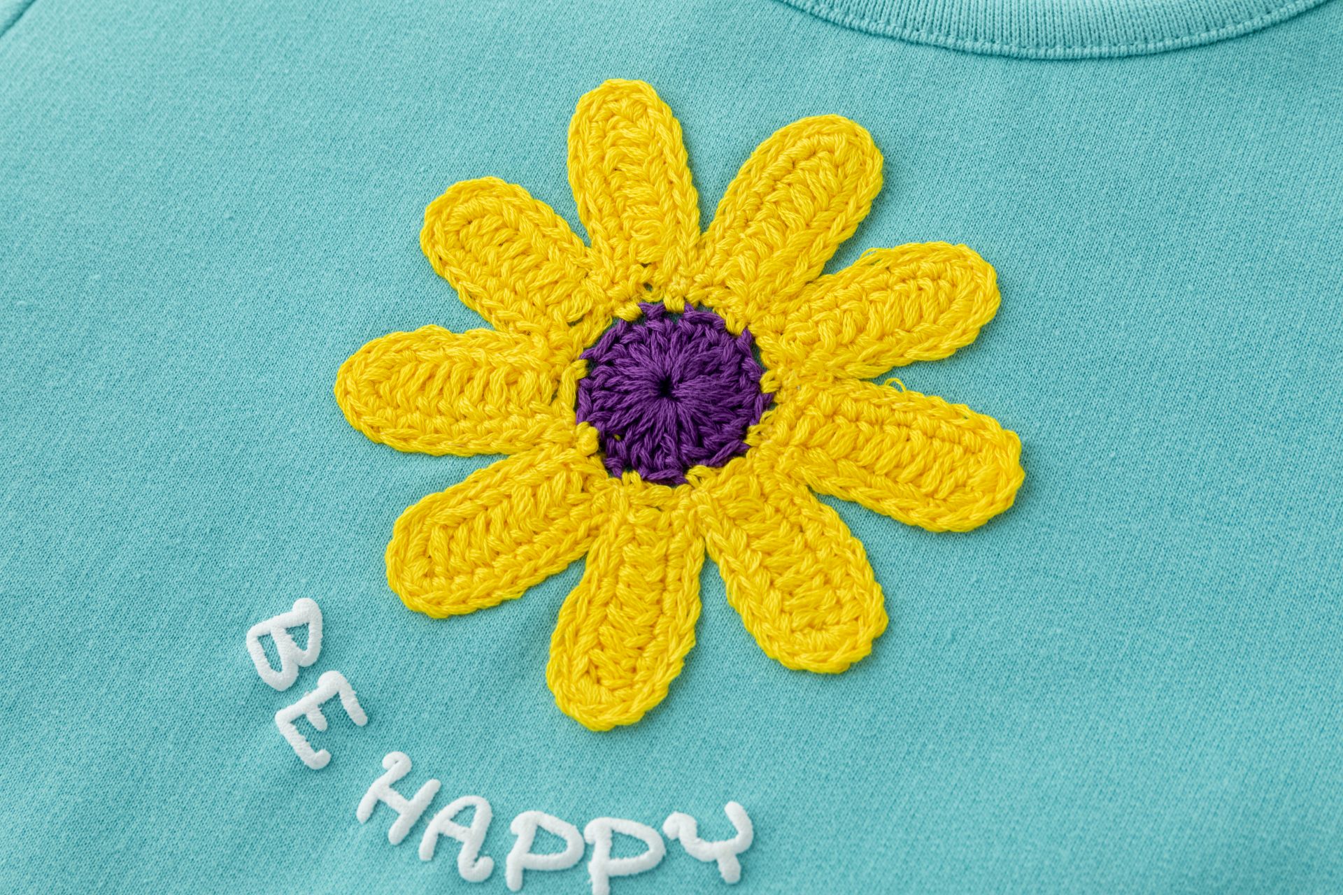 Fleece-Sweatshirt Häkelblume